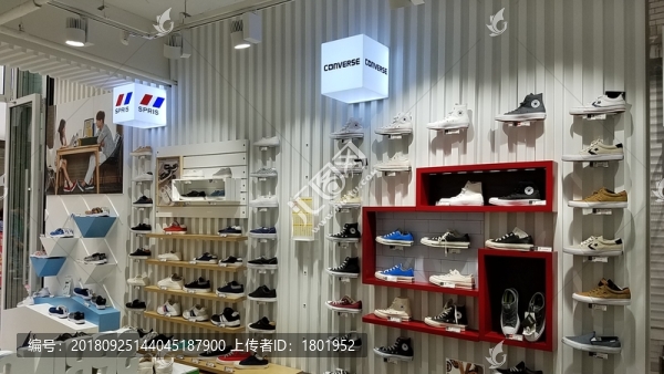 潮鞋店