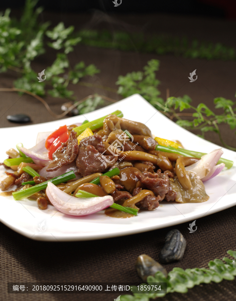滑菇牛肉
