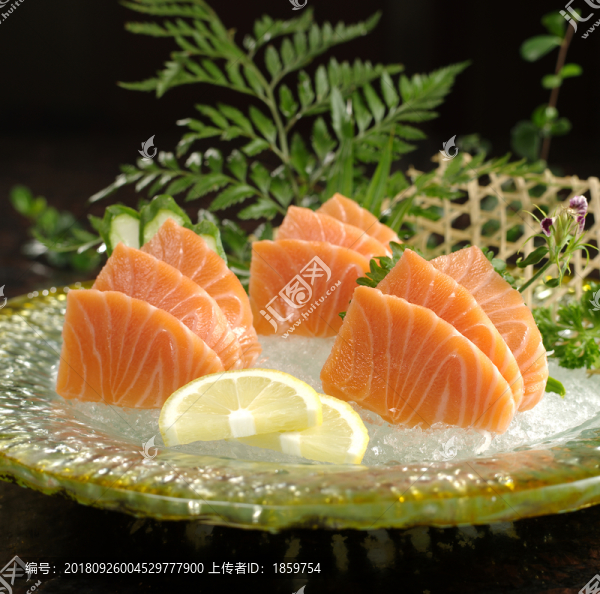 三文魚刺身