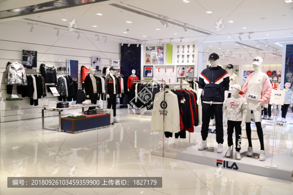 運(yùn)動(dòng)服裝店