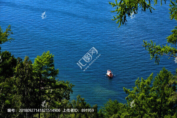 貝爾加湖風(fēng)光