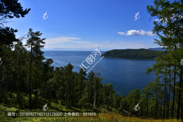 貝爾加湖風(fēng)光