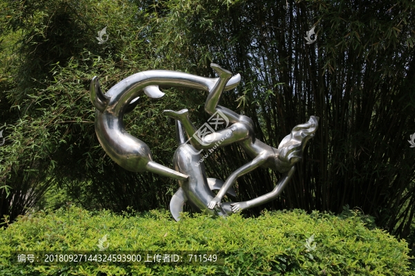 人與魚雕塑