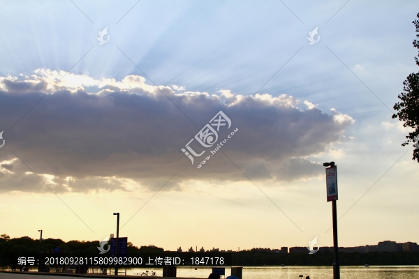 空中飛魚