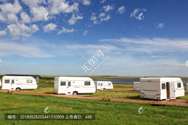呼倫貝爾草原房車營(yíng)地房車