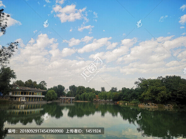 裕西公園