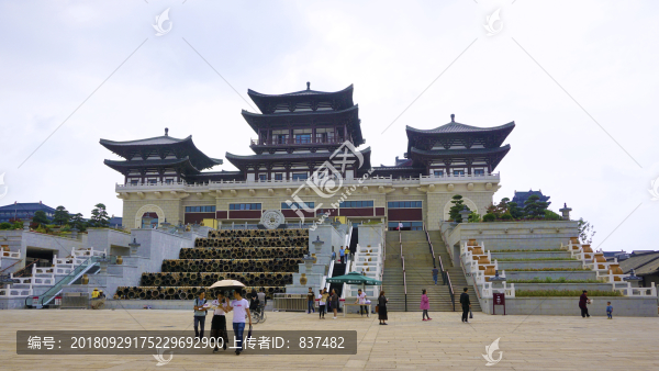 銅官窯古鎮(zhèn)入口