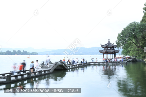 雷峰塔景區(qū)