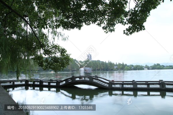 雷峰塔景區(qū)