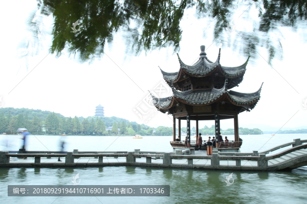雷峰塔景區(qū)