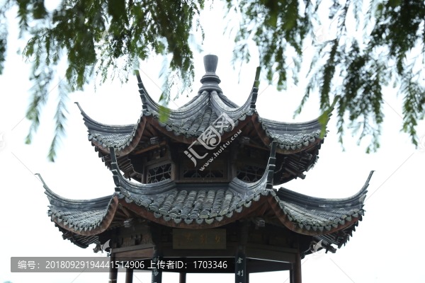 雷峰塔景區(qū)