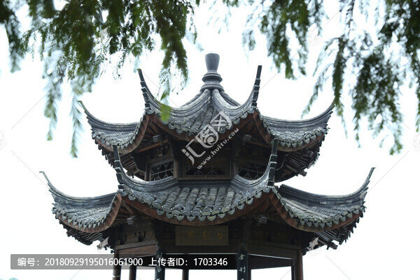 雷峰塔景區(qū)