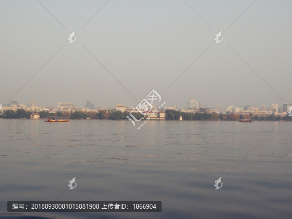 西湖美景之秋景