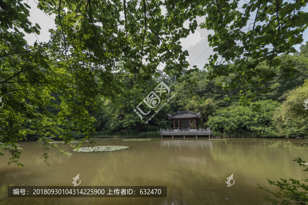 棲霞山風(fēng)光