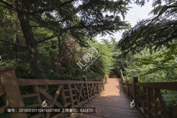 棲霞山風(fēng)光