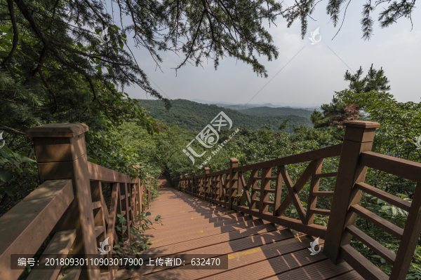 棲霞山風(fēng)光