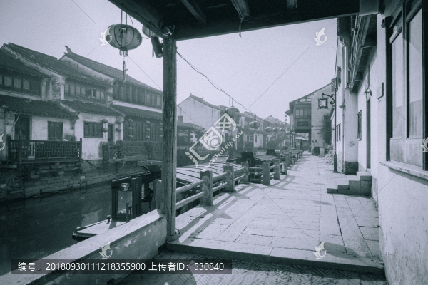 古鎮(zhèn)黑白照