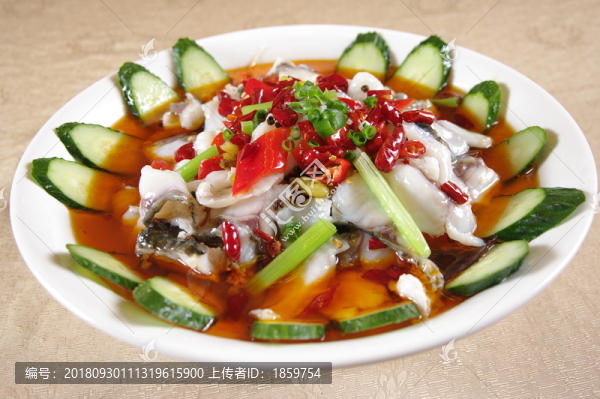 大盤酸菜魚