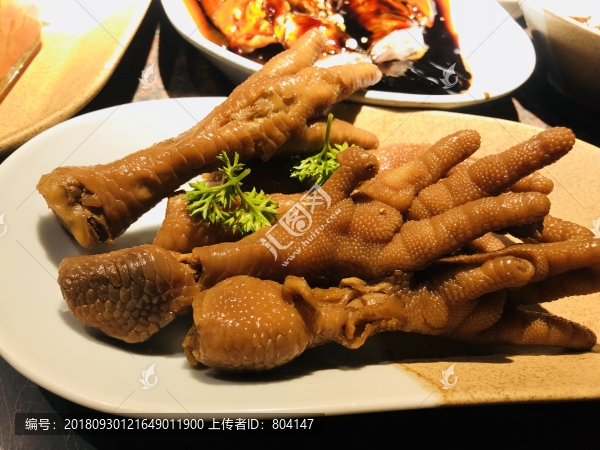 鹵雞爪