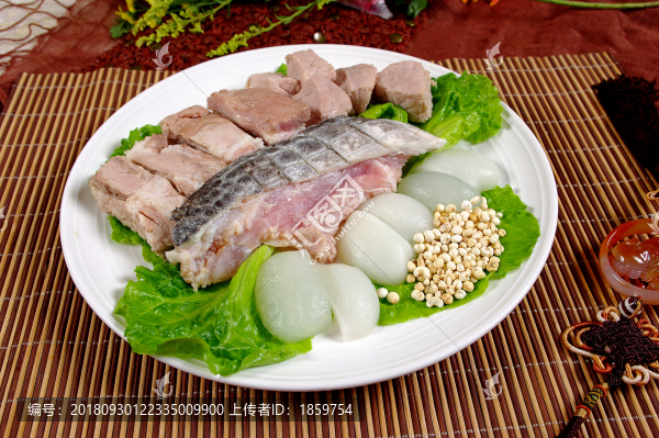 海底椰川貝燉鱷魚(yú)