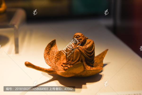 雕刻木雕