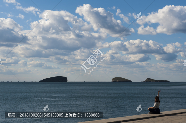 海邊少女