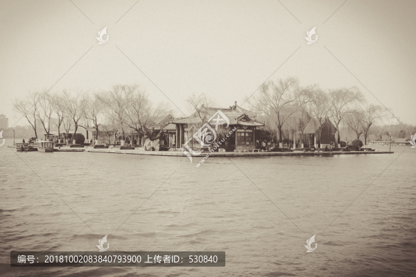濟南大明湖黑白照片