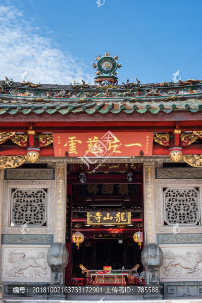 寺廟屋脊