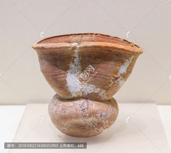 商代硬陶甗形器
