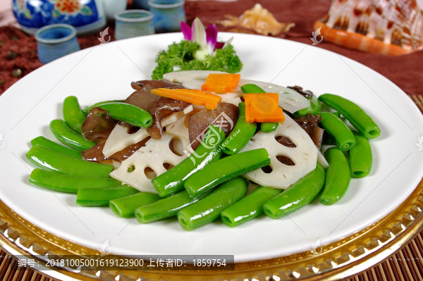 藕片蜜豆炒木耳