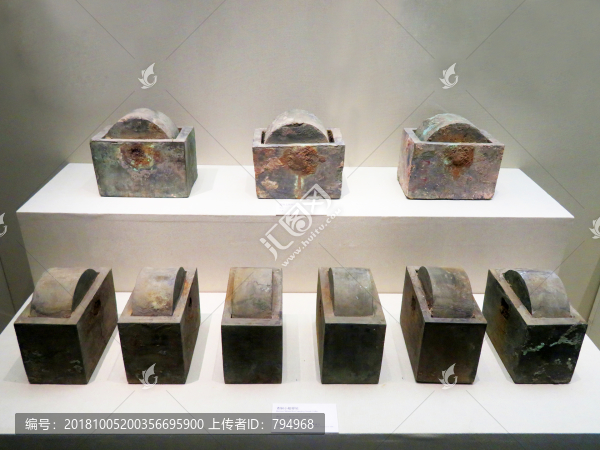 西漢青銅小棺槨輪