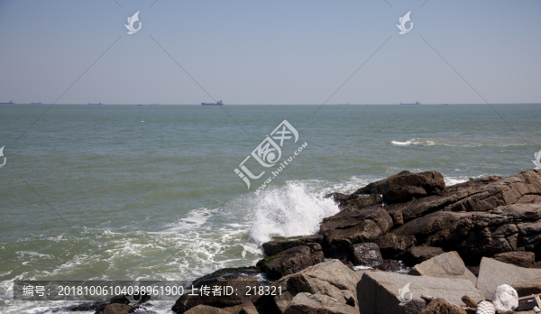 海邊亂石