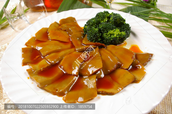 鮑汁扒百靈菇