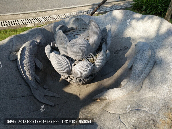 荷花雕刻