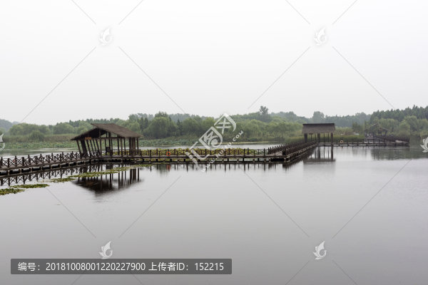 水上亭臺