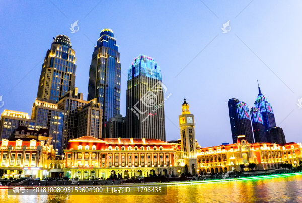 天津津?yàn)硰V場(chǎng)夜景