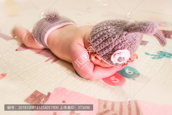 嬰兒百日照兔子裝