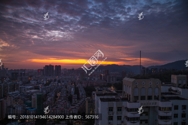 晚霞