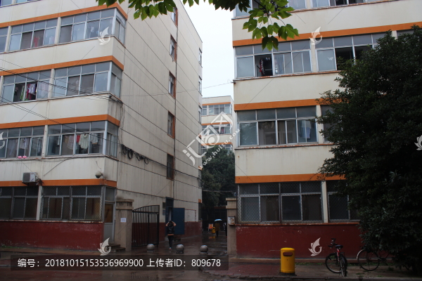 教學(xué)樓宿舍樓