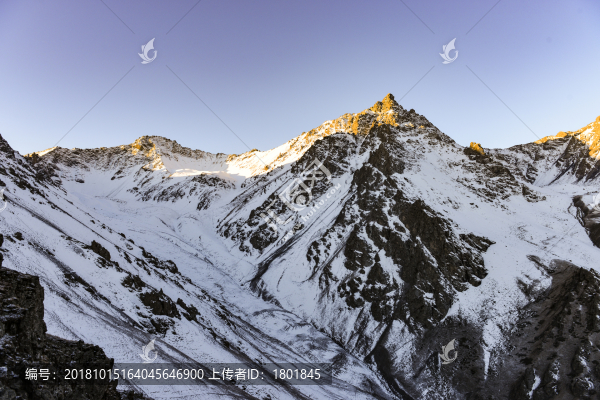 雪山