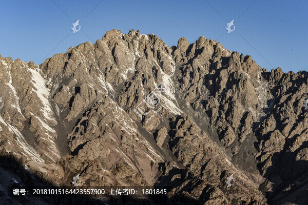 天山