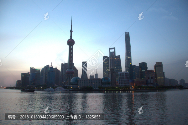 上海外灘早晨
