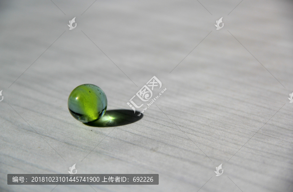 玻璃球