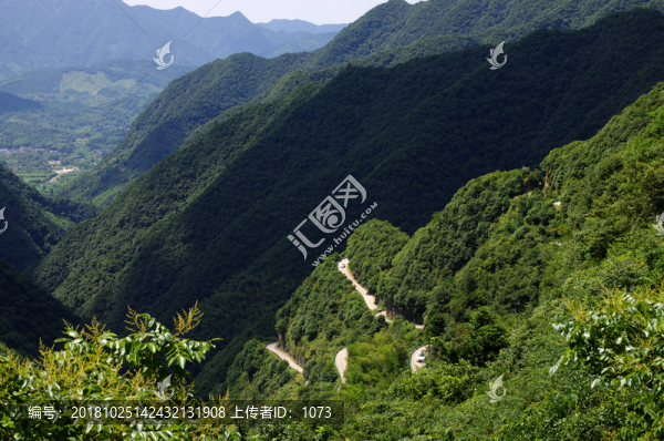 桃?guī)X盤山公路