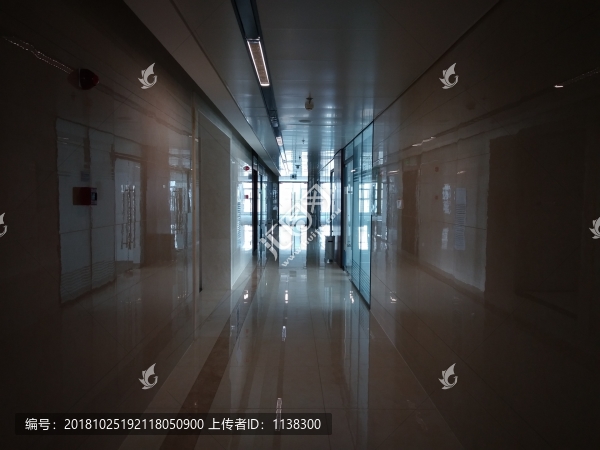 城市商業(yè)樓走廊