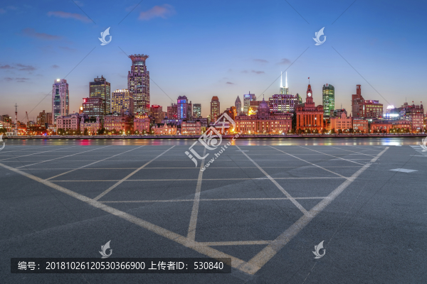 上海摩天大樓夜景和城市天際線