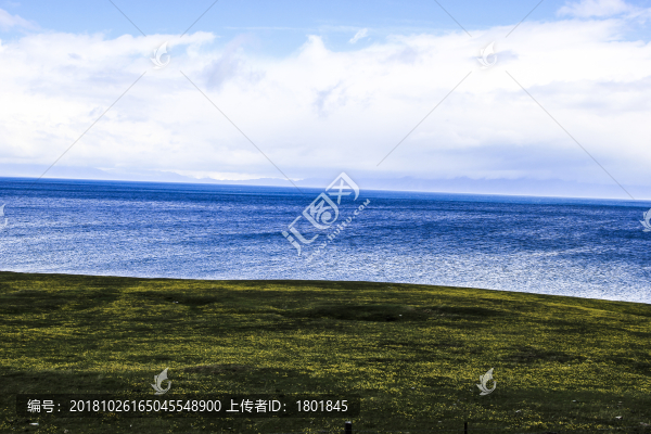賽里木湖