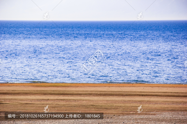 賽里木湖