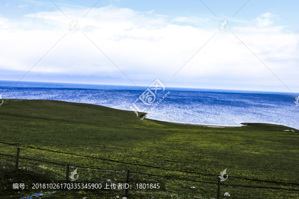 賽里木湖