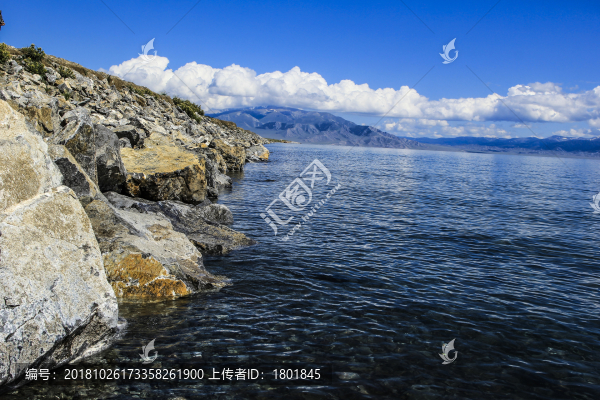賽里木湖